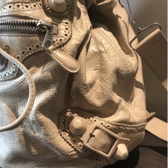 Balenciaga Pom pon bag. Bought off Vestiaire and haven’t used it! - Picture 7 of 8